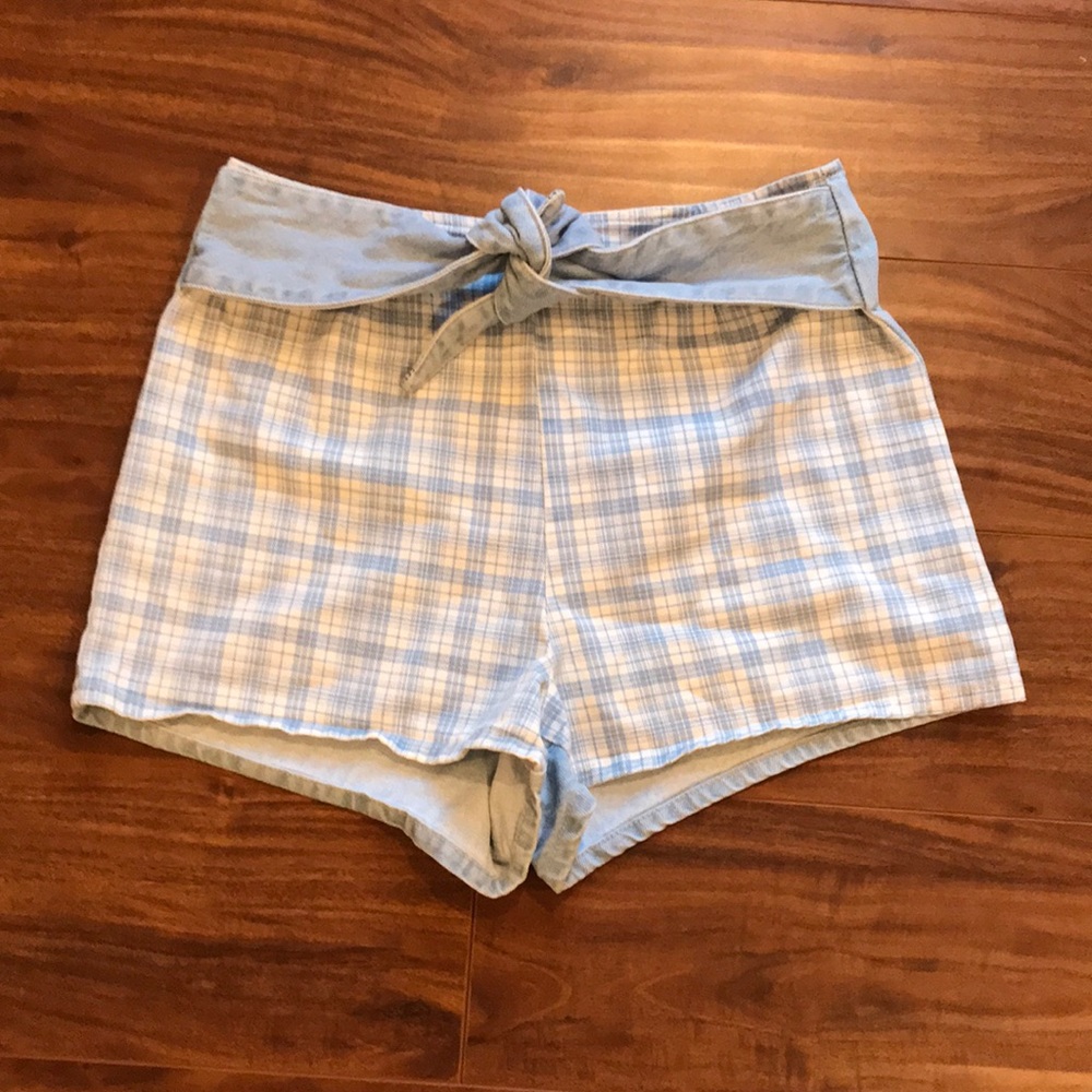 BDG urban outfitters 10 blue/white plaid tie short